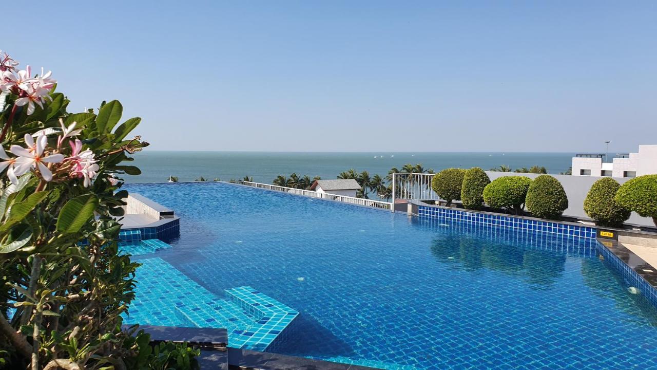 Апартаменты The Patio Bangsaen Экстерьер фото